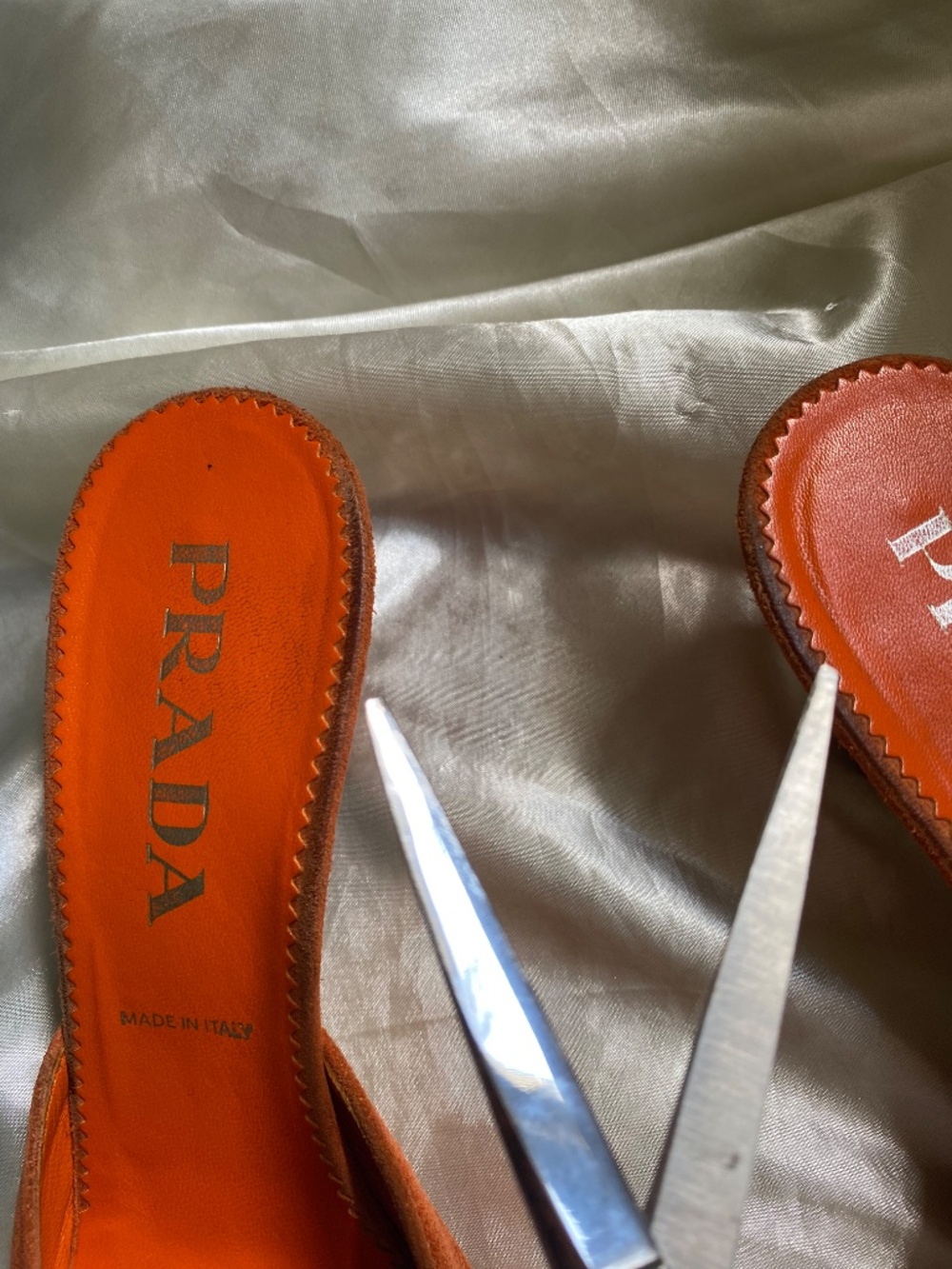 Vintage y2k Prada Orange Suede Chain Pointed Toe Kitten Heel Size 37 / 6.5/7 - Picture 5 of 9